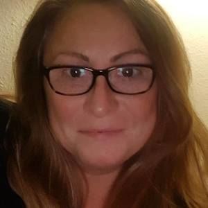 Meet your Posher, Demi